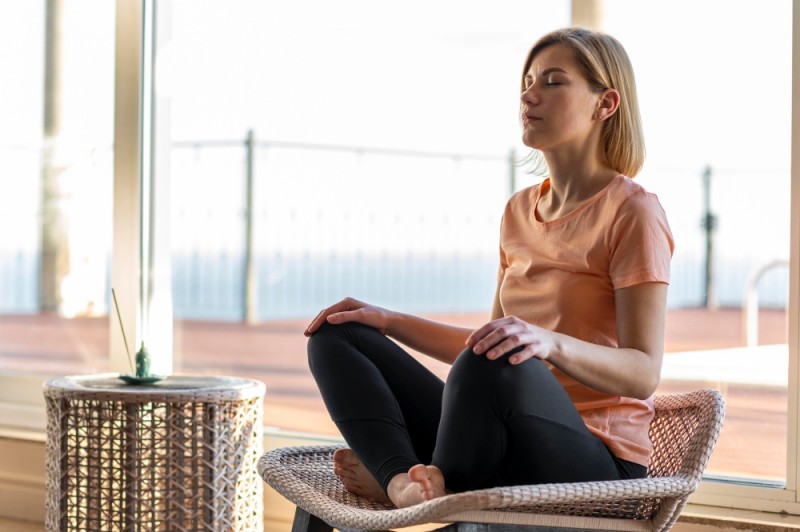 INTEGRATE YOUR EMOTIONS THROUGH MEDITATION
